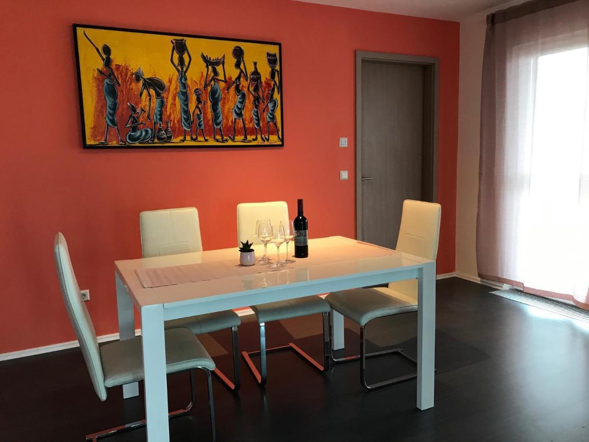 Panorama Apartman Веленце Екстериор снимка