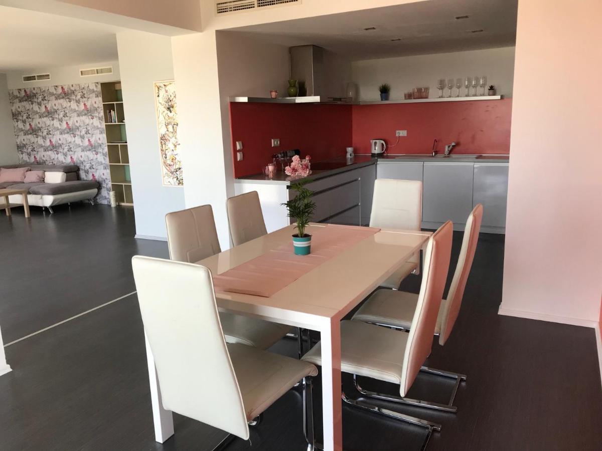 Panorama Apartman Веленце Екстериор снимка