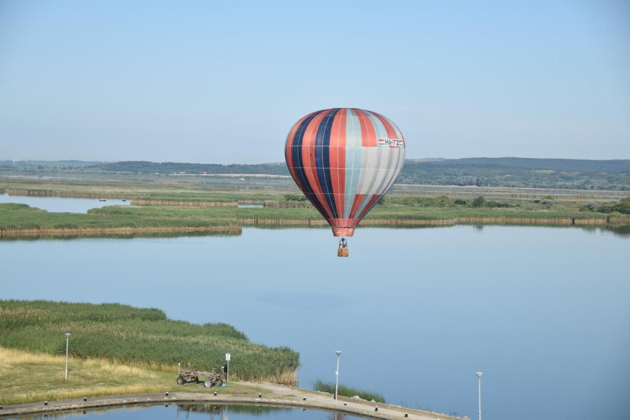 Panorama Apartman Веленце Екстериор снимка