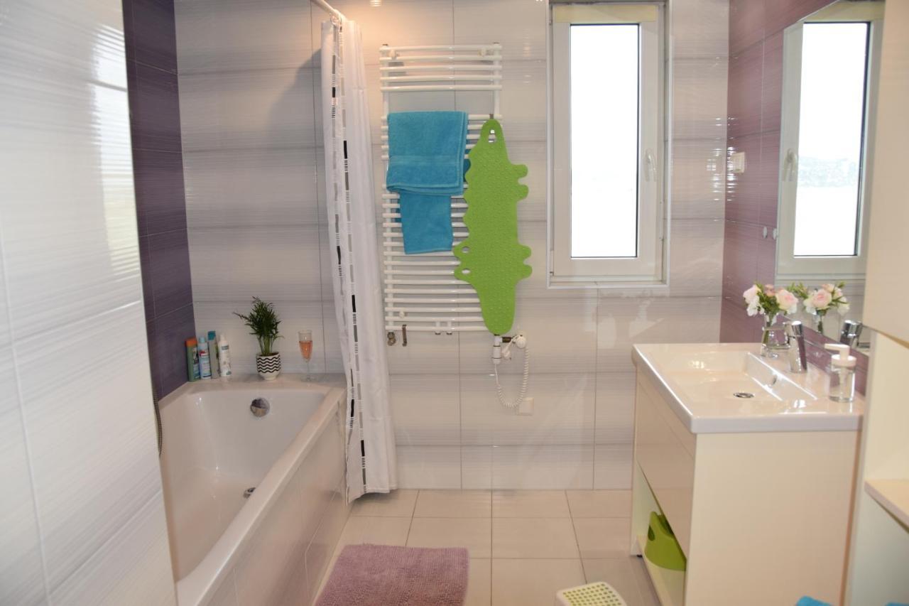 Panorama Apartman Веленце Екстериор снимка
