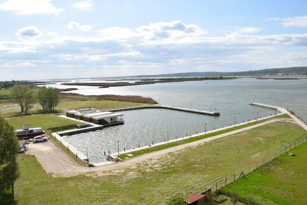 Panorama Apartman Веленце Екстериор снимка